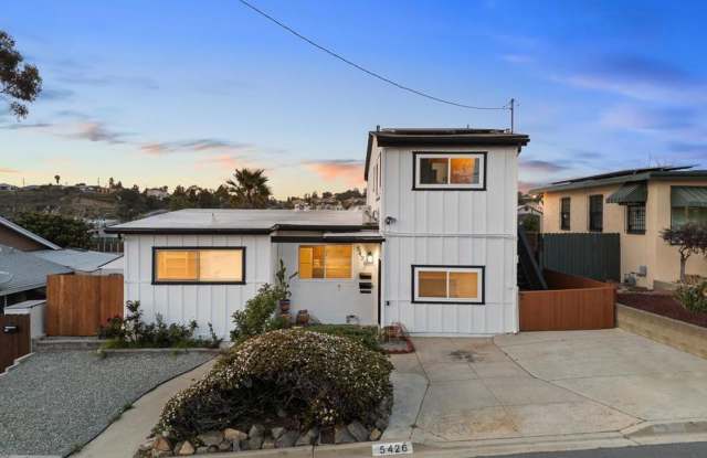 Spacious Remodeled Home with Separate Apartment  Huge Yard photos photos