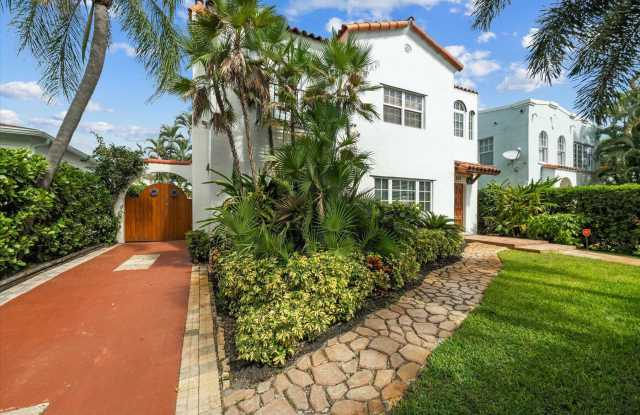 221 Greymon Drive - 221 Greymon Drive, West Palm Beach, FL 33405