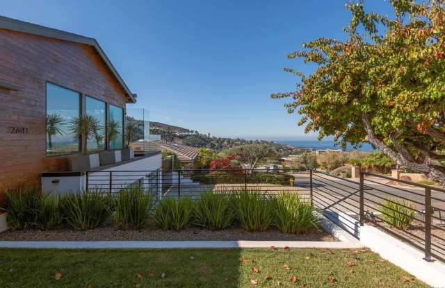 2641 Costebelle Gallery 2