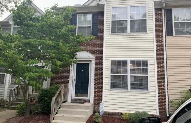 204 Climbing Ivy Court - 1 photos photos