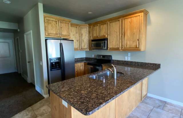 Townhome for rent in American Fork! Gallery 1