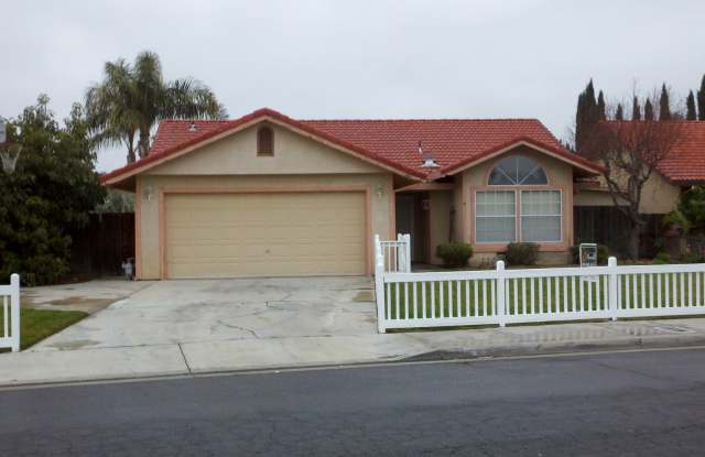 3 Bedroom 2 Bath with POOL! photos photos
