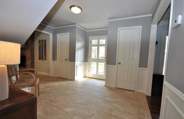 14238 Cindywood Drive Gallery 2