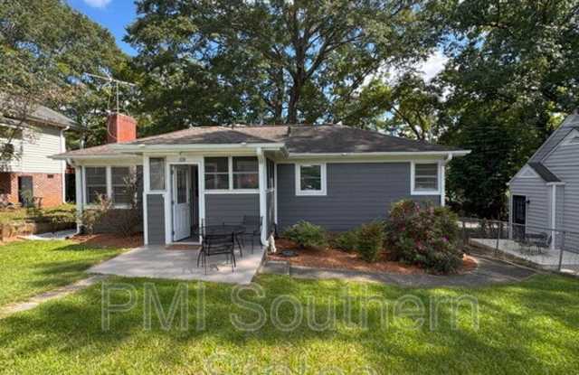 330 Grove Rd photos photos