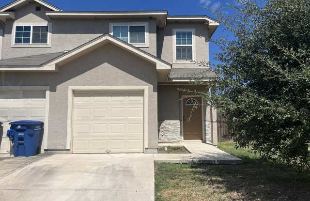 6619 Arancione unit: 104 photos photos