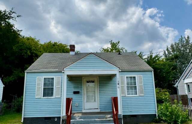 3 bed house in Church Hill! Enjoy big yard, great location, hardwoods, central Ac, and laundry! Gallery 4
