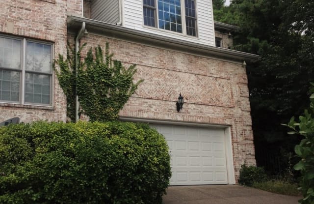 525 32nd Avenue S. - 525 32nd Ave, Nashville, TN 37212