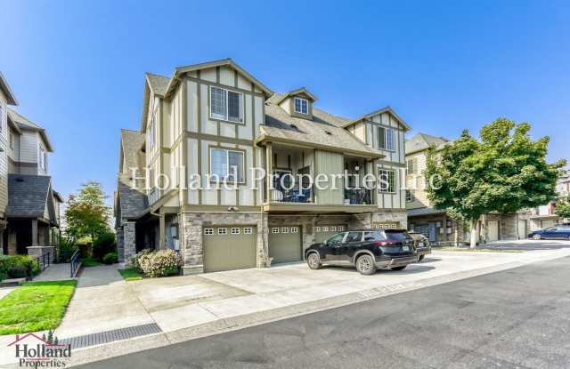 Stylish Single-Level Living with Green-Space Views & Resort-Style Amenities photos photos