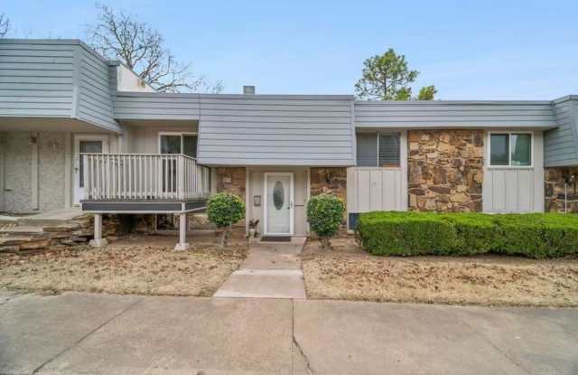 Charming 3BR Condo in Tulsa photos photos