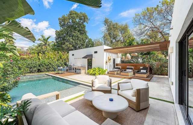 445 NE 76th St photos photos 445 NE 76th St photos photos