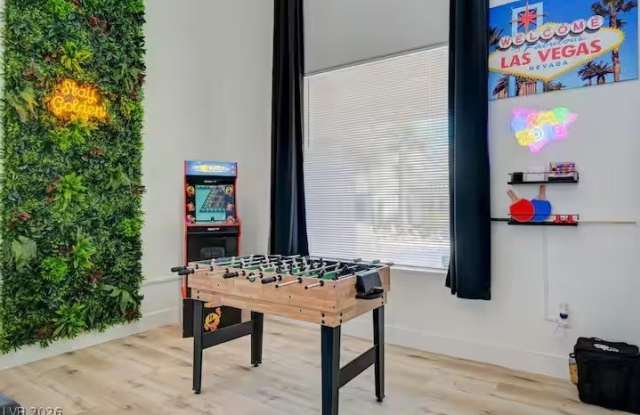 342 Turtle Peak Avenue Gallery 2