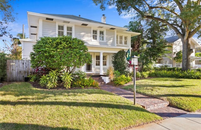 425 20TH AVENUE NE - 425 20th Avenue Northeast, St. Petersburg, FL 33704