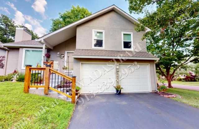 Beautiful Updated 3 Bed 3 Bath Home in Overland Park-Available in SEPTEMBER!! photos photos