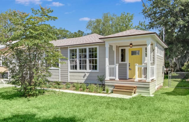 5339 COLONIAL AVE - 5339 Colonial Avenue, Jacksonville, FL 32210