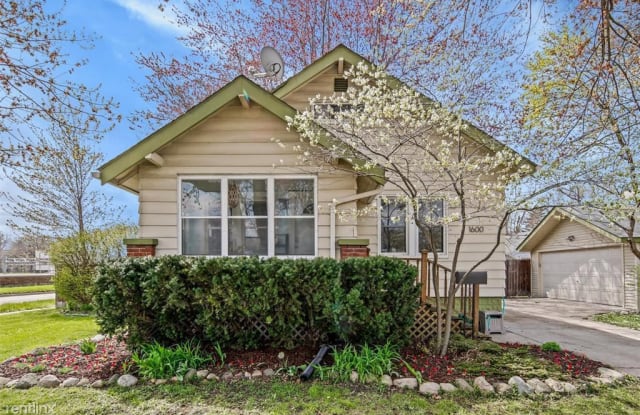 1600 McLean Avenue - 1600 McLean Avenue, Royal Oak, MI 48067