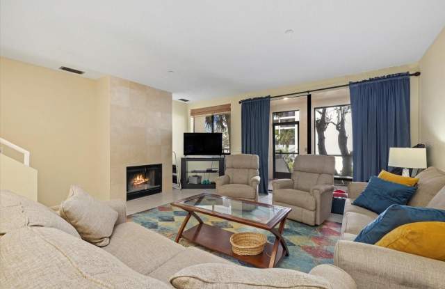 2012 HARBOURSIDE Drive Gallery 4