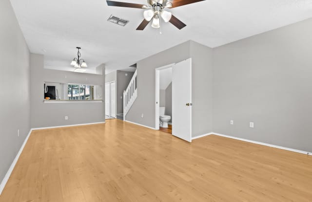 12415 Berkeley Square Dr Gallery 4
