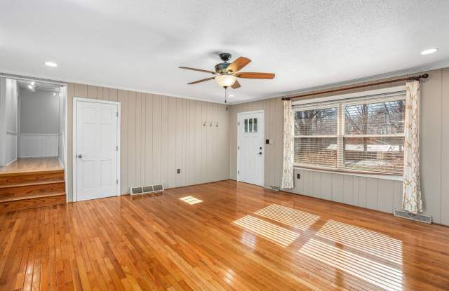 Winston-Salem 3BR with Finished Basement & Fenced Yard Gallery 3