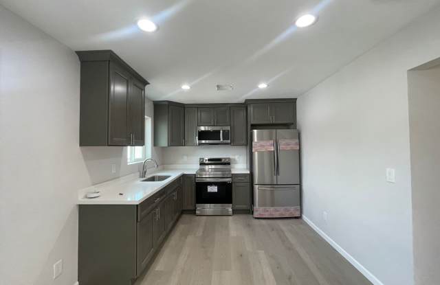 818 Delmas Avenue - 2 photos photos