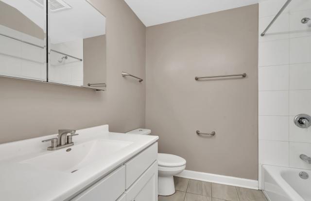Discover Your Next Home: Lakeside Village in Mundelein, IL! Gallery 4