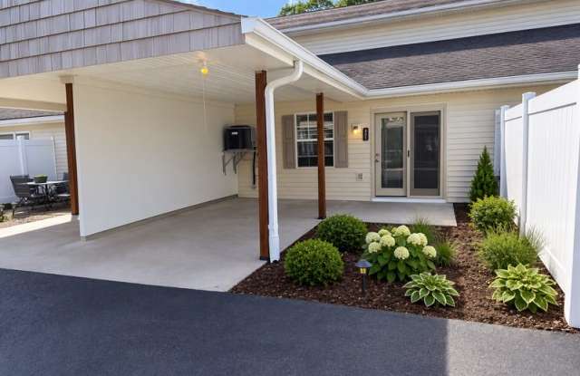 565 Leisure Lane Gallery 2