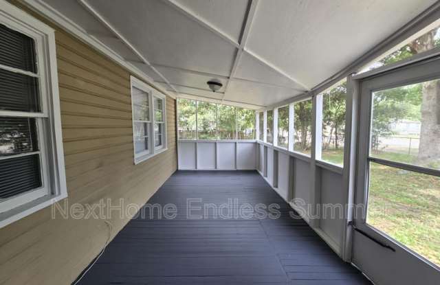 2524 Forest Boulevard Gallery 4