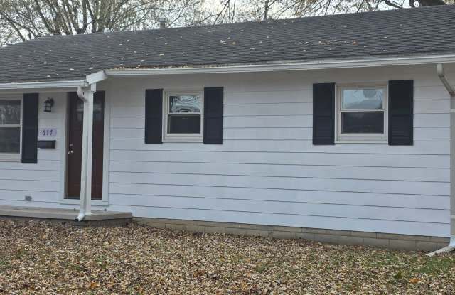 Updated Three Bedroom in Fostoria - 617 Broadway Street, Fostoria, OH 44830
