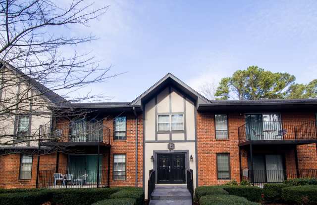 Foxcroft Condominiums Assn Inc Gallery 4