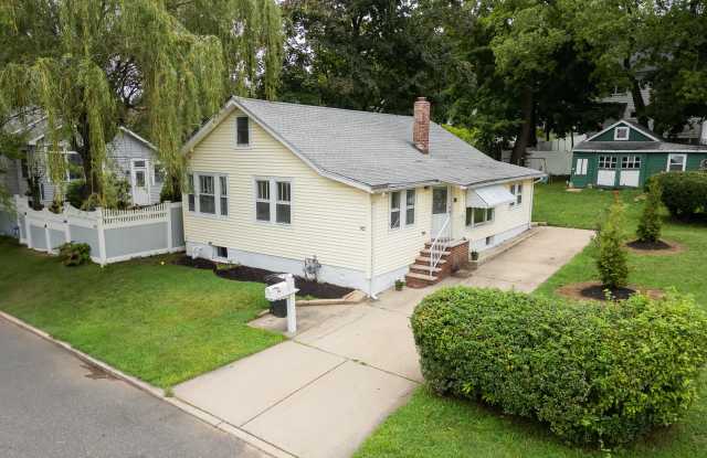 92 Asbury Avenue photos photos