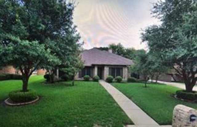 1014 Kingston Drive - 1014 Kingston Drive, Mansfield, TX 76063