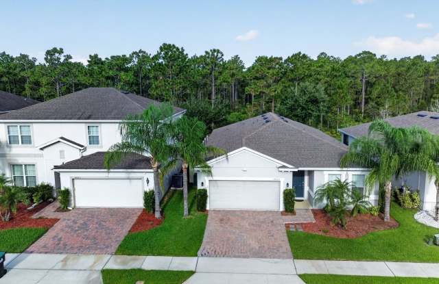 Beautiful 4/3 with fenced yard in Hunters Creek! Available Now! Gallery 4