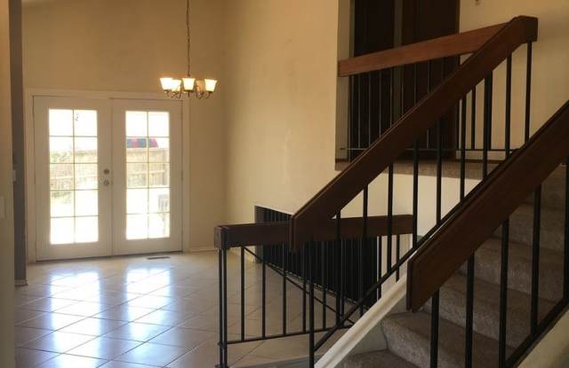 10078 Bagpiper Circle Gallery 2