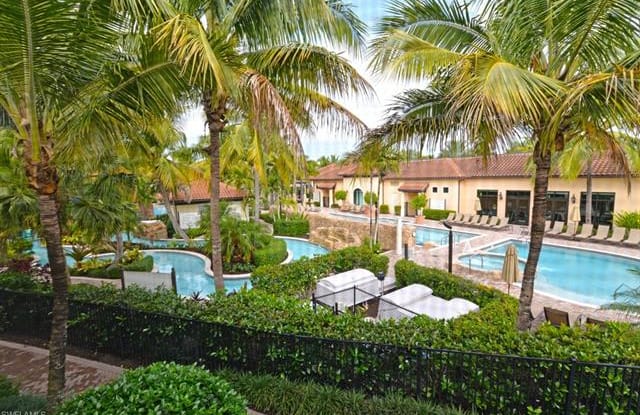 1015 Sandpiper ST - 1015 Sandpiper Street, Naples, FL 34102