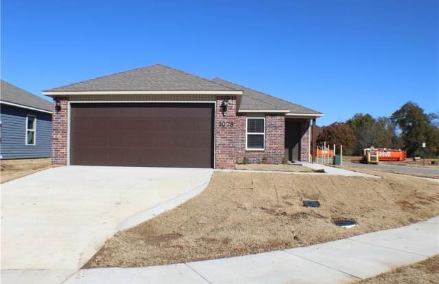 1078  E Sparrow  CIR photos photos