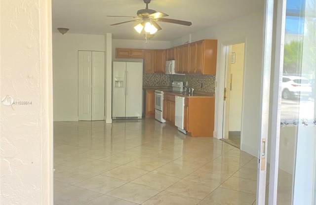 7847 Miller Dr Gallery 3