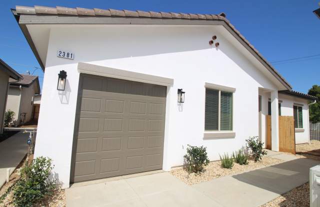 FOR RENT - BRAND NEW 2BED/2BATH - Clinton/Arthur - 2345 N Arthur photos photos