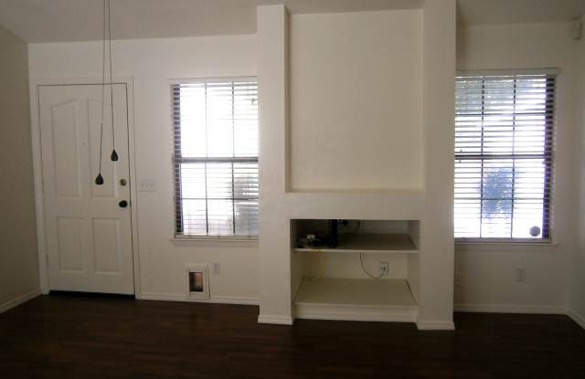 7567 North Anna Street Gallery 4