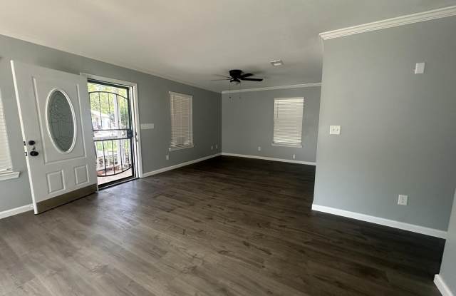 1113 Beach Avenue Gallery 2