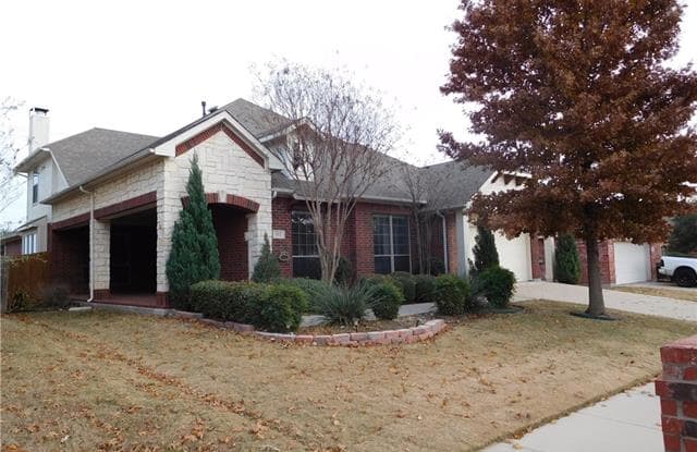 212 Lakefront Court - 212 Lakefront Court, McKinney, TX 75071