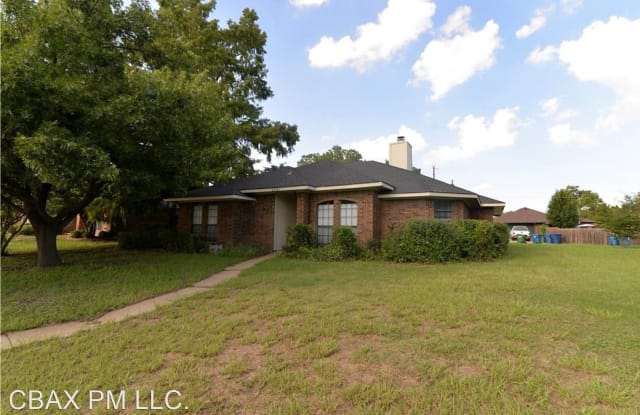 2307 Ridgeview Dr - 2307 Ridgeview Drive, Sachse, TX 75048