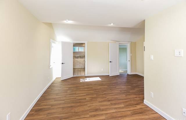 14873 Edgeridge Drive Gallery 3