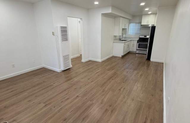 5732-5740 Sepulveda Blvd / 5735-5739 Halbrent Ave photos photos