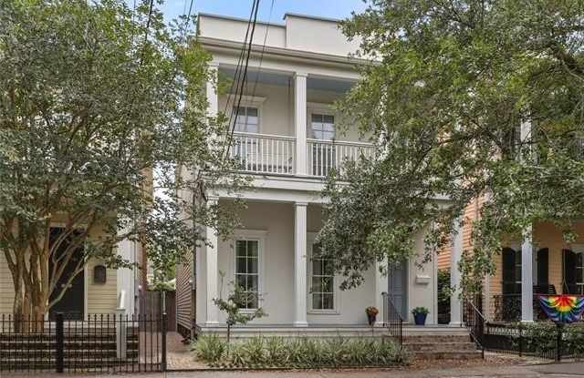 651 ARABELLA Street photos photos