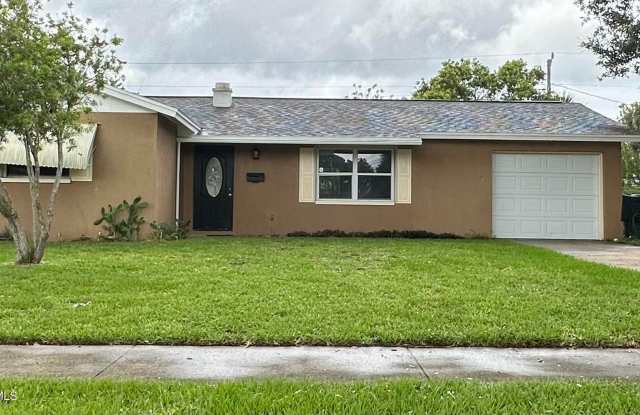2804 Bayeux Avenue Gallery 1