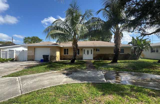 2731 Cambridge Rd photos photos