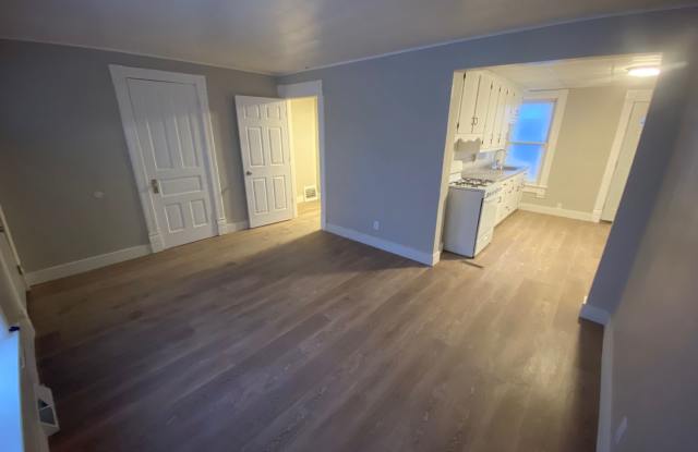 HEAT ELECTRIC INCLUDED! 1 Bed 1 Bath Lower Unit photos photos HEAT ELECTRIC INCLUDED! 1 Bed 1 Bath Lower Unit photos photos