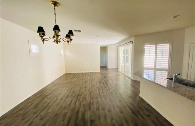 7115 Logsdon Drive Gallery 4
