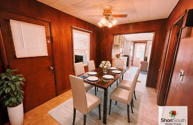 3 bed 1.5 bath Single Family Home Gallery 3