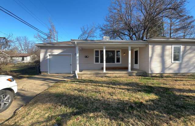 AVAILABLE FEBRUARY 2026 TILL JULY 2026 - 2327 East 7th Street, Bloomington, IN 47408 AVAILABLE FEBRUARY 2026 TILL JULY 2026 - 2327 East 7th Street, Bloomington, IN 47408