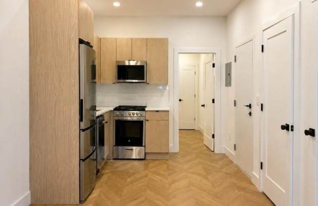 25-66 Steinway Street Gallery 1